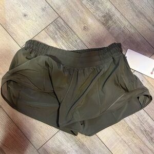 Hotty Hot Low Rise 2.5 inch Lululemon shorts army green, size 10.